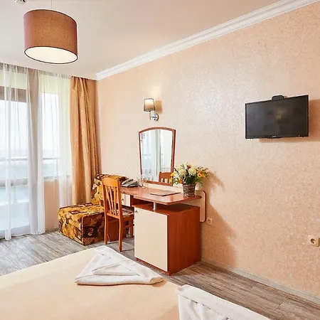 Petar And Pavel & Relax Center Поморіє
