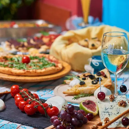 Petar And Pavel & Relax Center ポモリエ