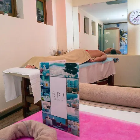 Petar And Pavel & Relax Center 3*