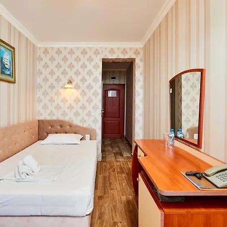 Хотел Petar And Pavel & Relax Center 3*